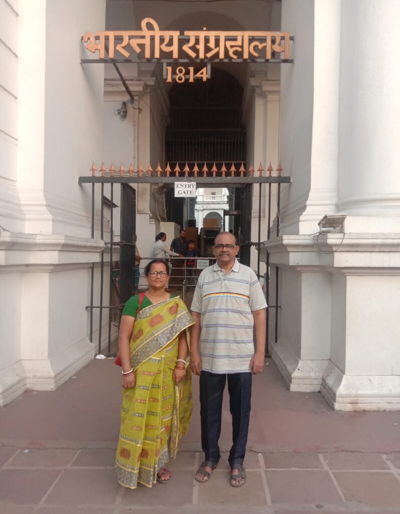 Elderly couple in Kolkata, West Bengal, representing senior citizens affected by the state pension update